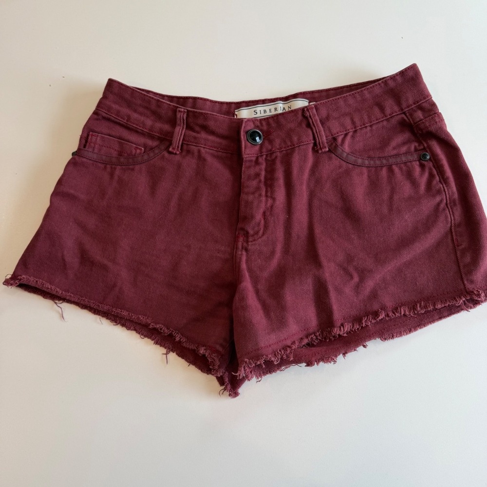 Siberian Womens Burgundy Denim Cut Off Shorts Raw Hem Size 40 Cotton Maroon‎